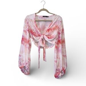 Boohoo tie front long sleeve size 6 crop top